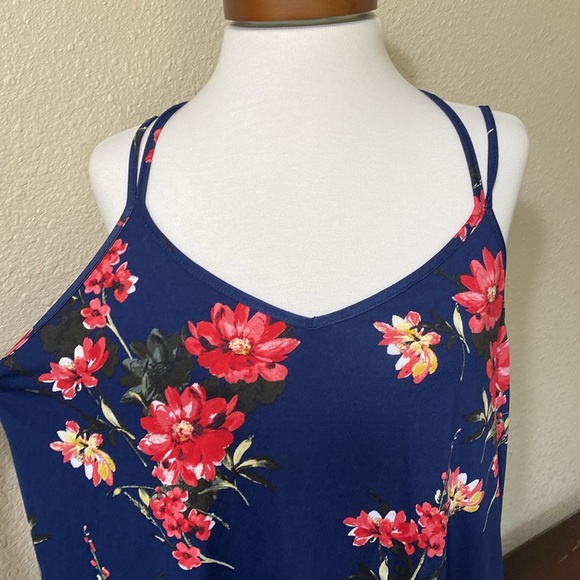 NWT Papermoon Floral Navy Flowy Tank Blouse Size 2X - Picture 8 of 10